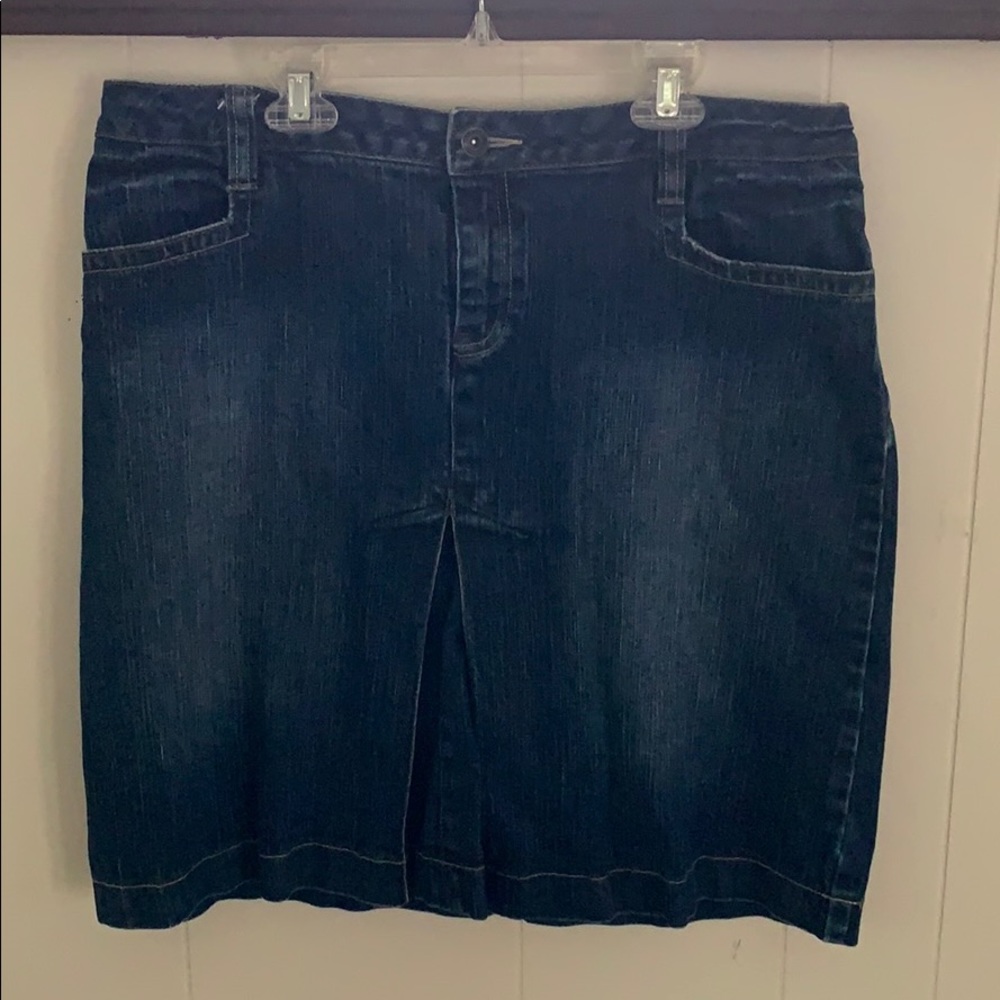 Harold’s denim skirt